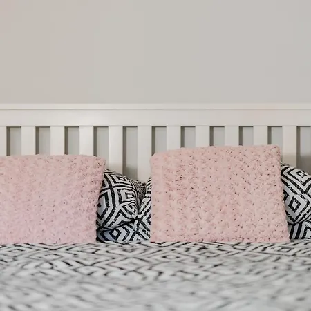 Apartment 10 *
